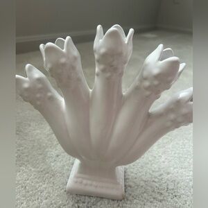 Vintage, 1960’s handmaid ceramic five finger tulip bud vase